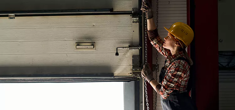 Addressing Common Garage Door Stoppage Issues in Flushing, NY